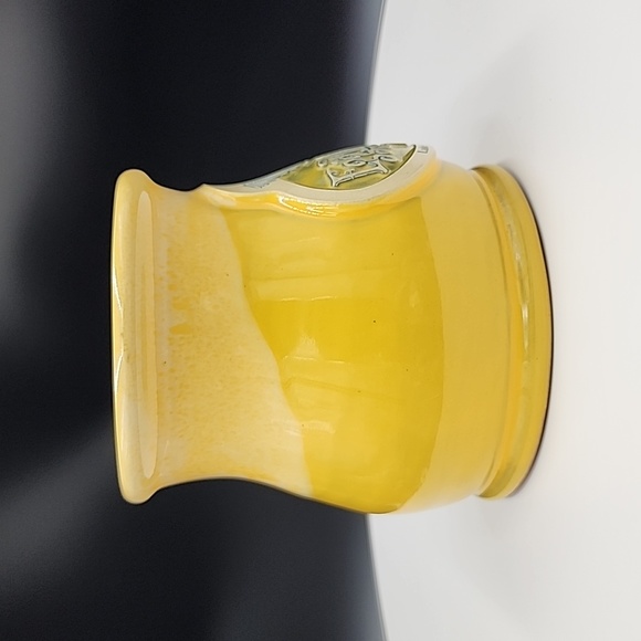 Egg Harbor Café Breakfast & Lunch Lake Forest Illinois Deneen Pottery Mug Yellow - Picture 3 of 7